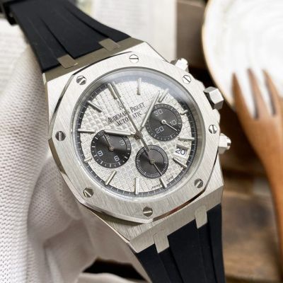 Replica Audemars Piguet Royal Oak 44mm SS White Chronograph Dial Rubber Strap